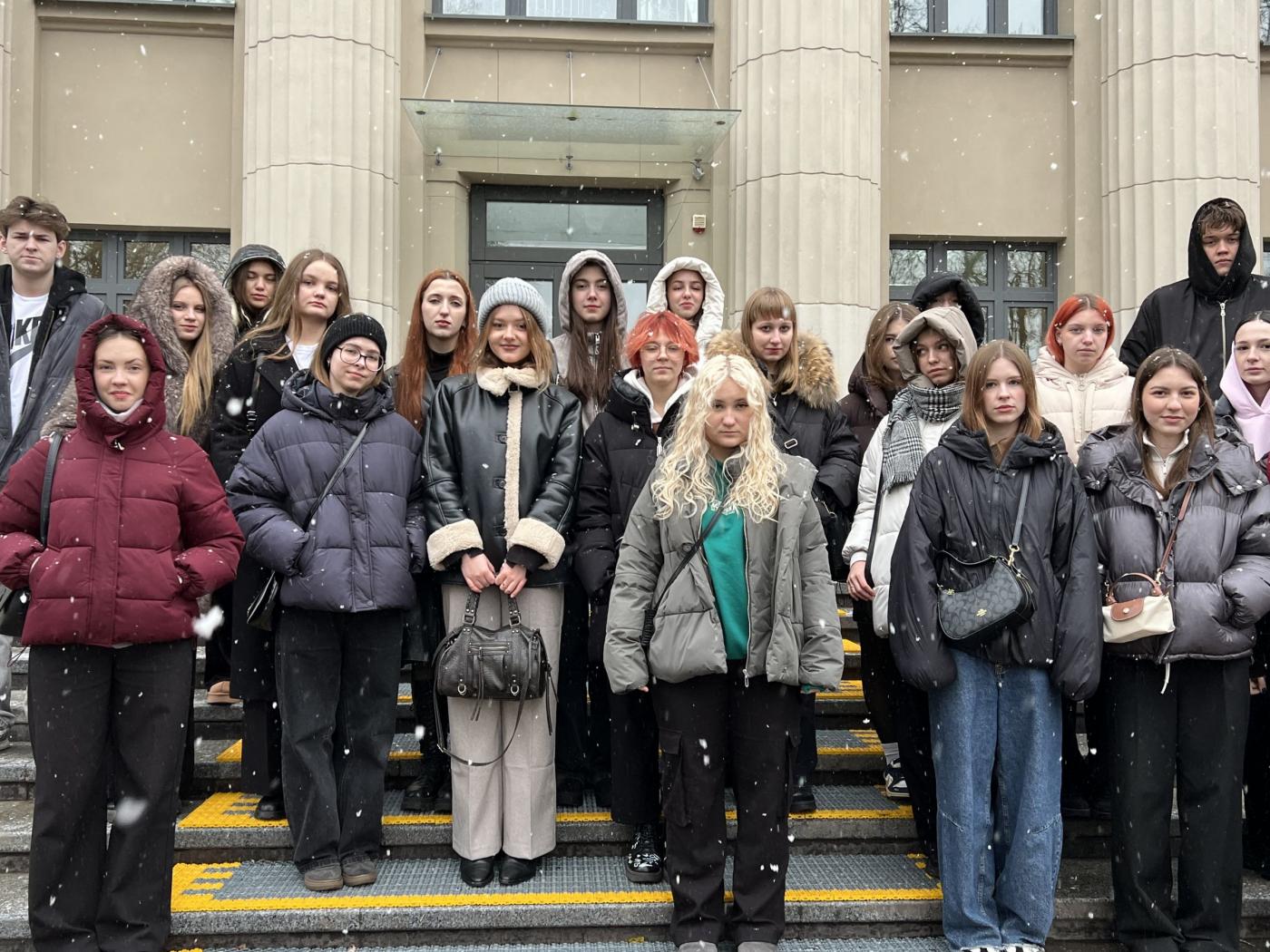 Студенты ФТУГ зажгли на караоке-шоу «Шум пятницы» с певцом и шоуменом Родионом Газмановым